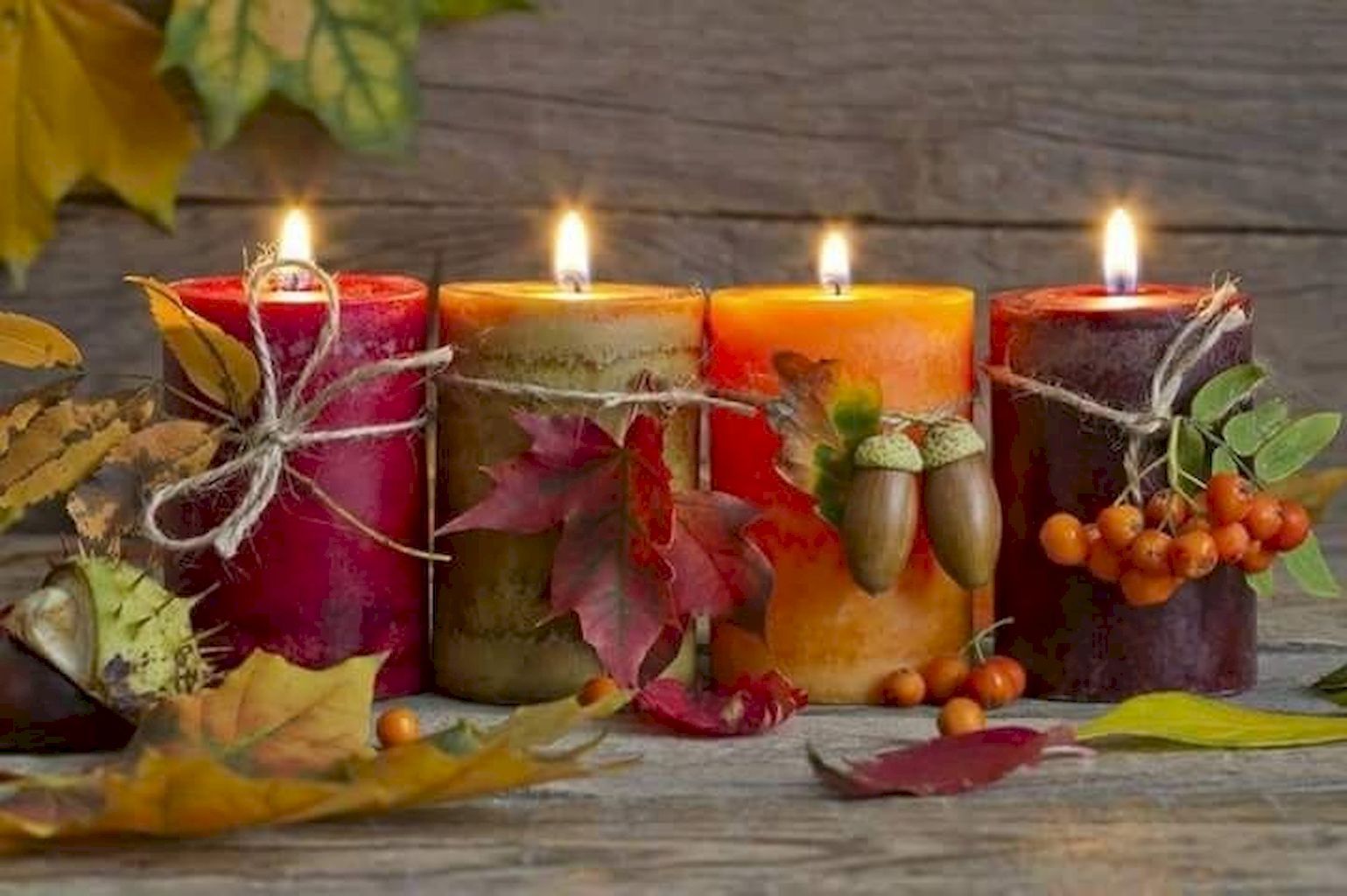 Eight Candles For Cozy Autumn Vibes